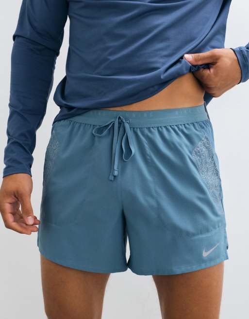 Nike Dri-Fit 5 inch shorts in dusty blue, 3 of 5