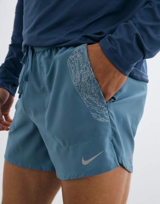 Nike Dri-Fit 5 inch shorts in dusty blue, 4 of 5