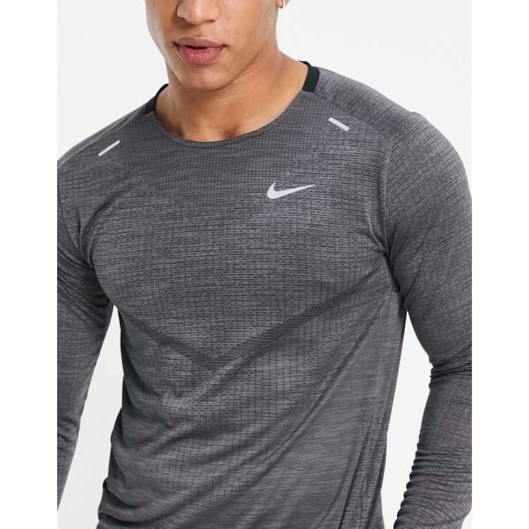 Fremmed humor fatning Nike Dri-FIT ADV Techknit Ultra long sleeve running top in black | ASOS