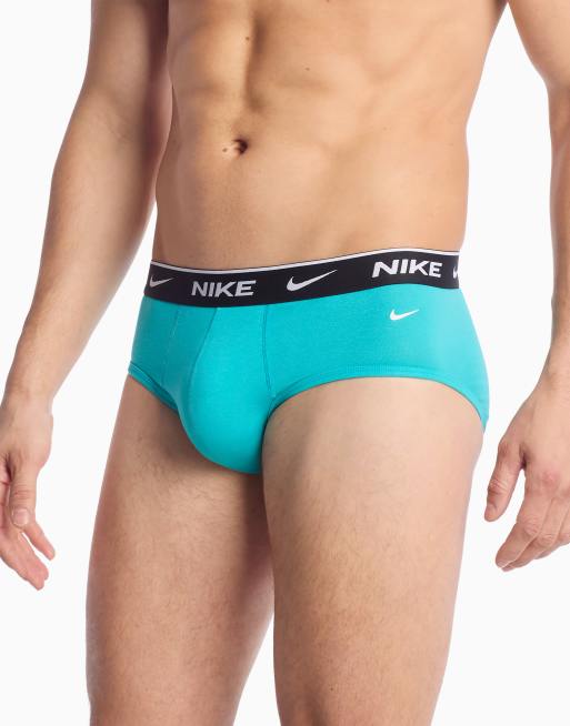 Nike Dri-FIT Essential Cotton 5 pack hip briefs in multi, 2 of 4
