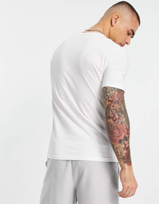 Nike Everyday Cotton Stretch Men's Slim Fit Crew-Neck Undershirt