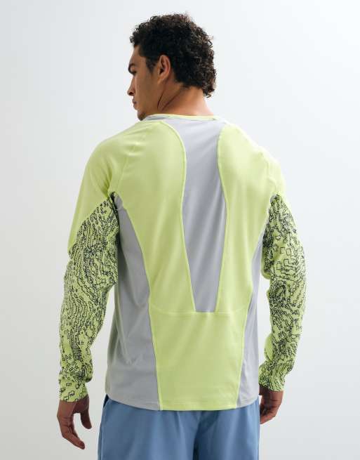 Nike Dri-Fit reflective long sleeved top in neon yellow, 4 of 5