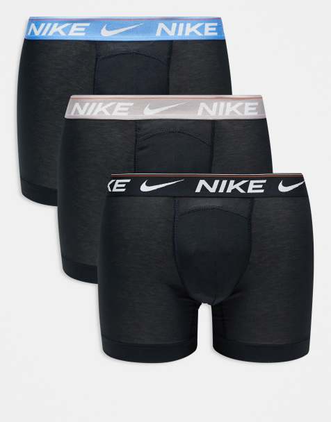 Nike – Dri-FIT Ultra Comfort – Zestaw 3 par czarnych bokserek z kontrastową gumką w talii - view 1