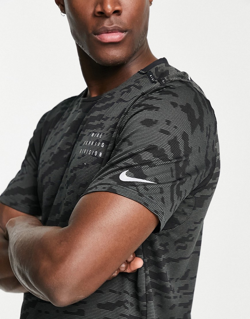 Nike Dri-FIT UV Run Division logo running T-shirt in black