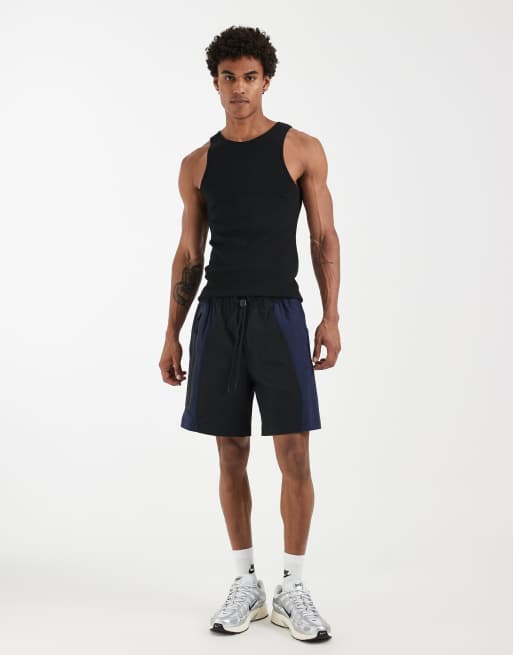 Nike Dri-FIT woven shorts in black and navy, 2 of 5