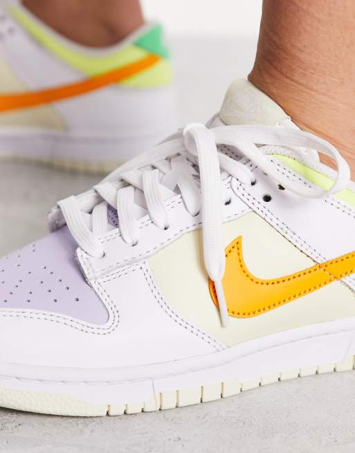 Nike Dunk Baskets Blanc et multicolore