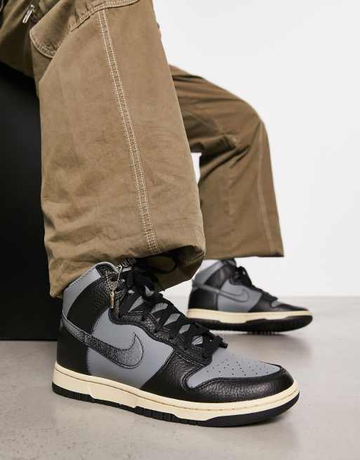 Nike - Dunk Hi Retro Embedded - Grå sneakers