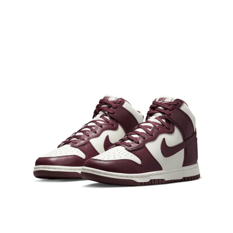 Maroon nike sale shoes high tops