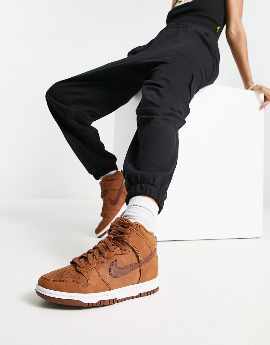 Nike Dunk High premium trainers in pecan brown