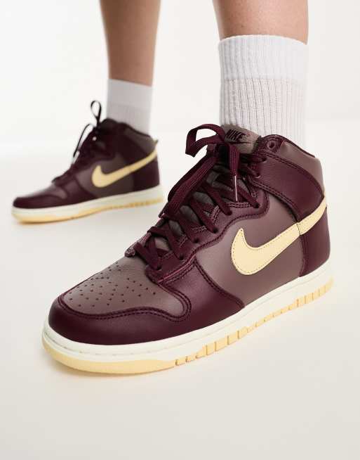 Nike - Dunk High - Rødbrune og blommefarvede sneakers