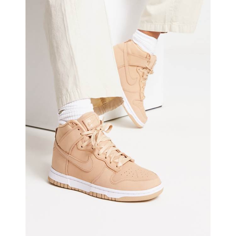 Nike Dunk High top trainers in tan ASOS