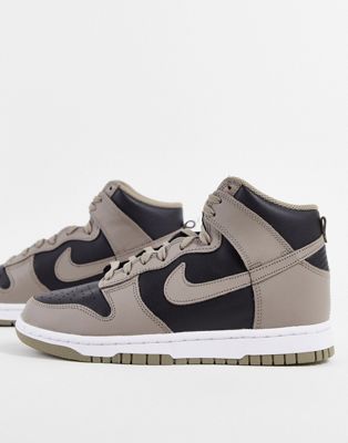 Nike Dunk High trainers in black and fossil grey