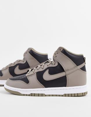Nike Dunk High trainers in black and fossil grey
