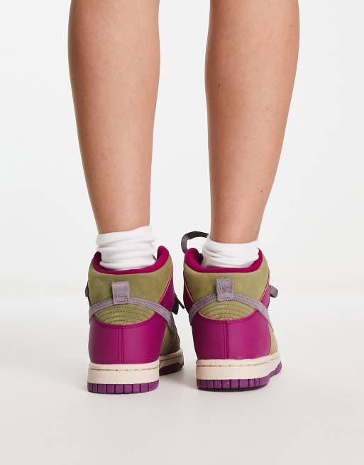 Purple nike wedge on sale sneakers