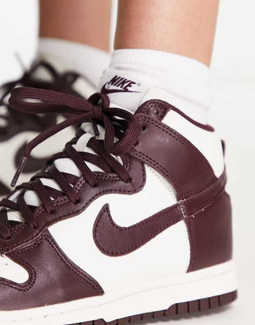 Nike Dunk High trainers in sail white and burgundy