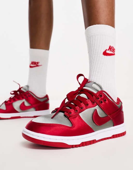 Nike - Dunk Low - Grå og college-røde sneakers i satin, 3 af 4