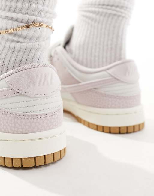 Nike - Dunk Low NN - Premium sneakers in wit en violet, 3 van 5