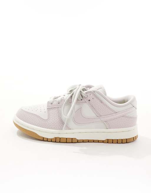Nike Dunk Low NN premium trainers in white and violet, 2 of 5