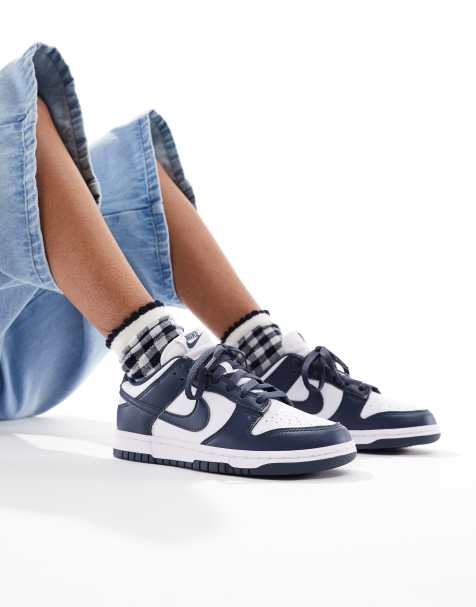 Nike Dunk Low NN trainers in white and navy - view 1