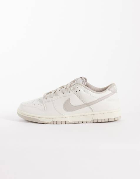 Nike – Dunk Low Retro – Naturvita, grå och låga sneakers i retrostil - view 1