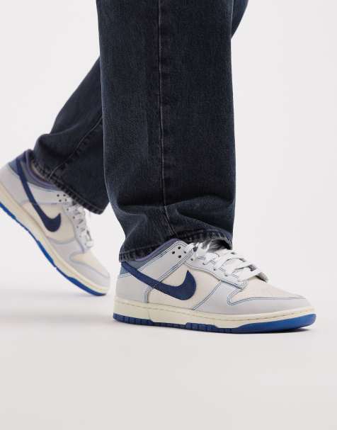Nike – Dunk Low Retro – Niedrige Sneaker in Wollweiß und Blau - view 1