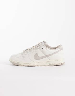 Dunk Low Retro - Niedrige Sneaker in Wollweiß und Grau Weiß MW 6