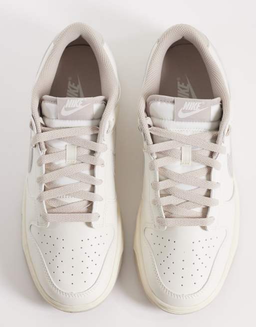 Nike - Dunk Low Retro - Råhvide sneakers med grå detaljer, 3 af 5