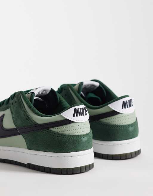 Nike Dunk Low Retro SE sneakers in green , 4 of 5