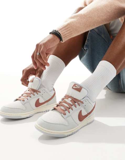 Nike Dunk Low Retro SE2 trainers in grey and pink - view 1