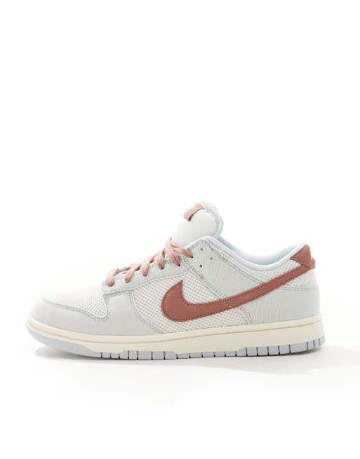 Nike Dunk Low Retro SE2 trainers in grey and pink