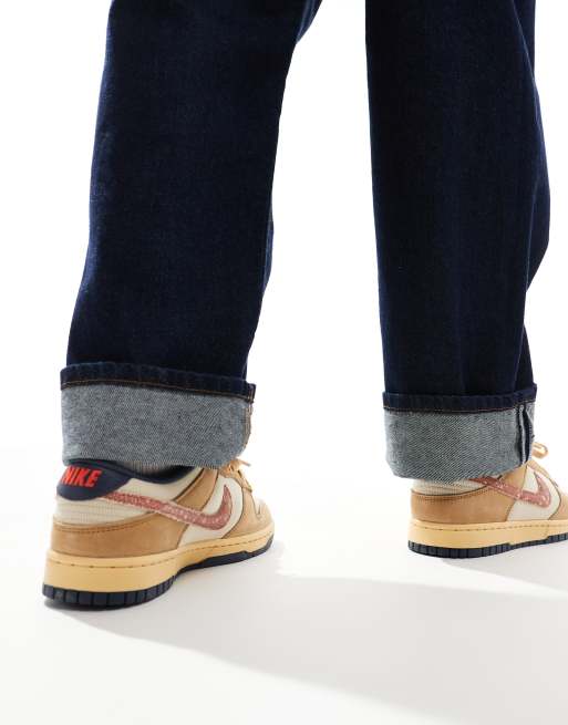 Nike Dunk Low Retro sneakers in beige and orange, 3 of 5