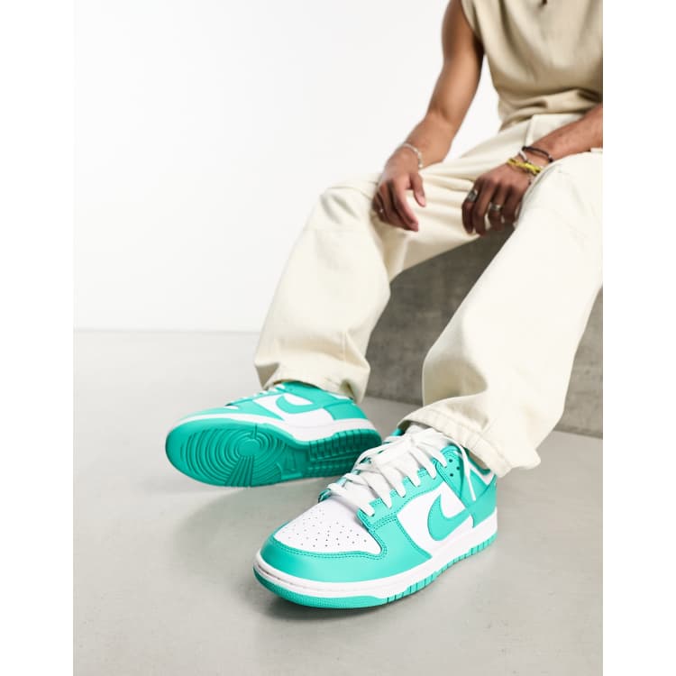 Green and hotsell white nike sneakers