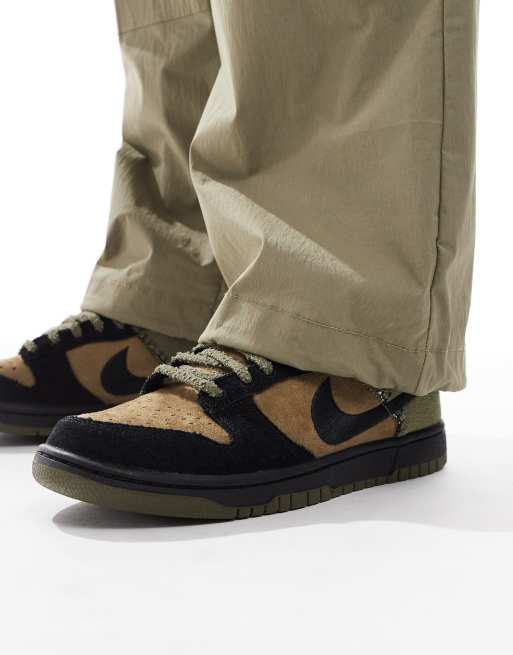 Nike Dunk Low Retro sneakers in khaki and black