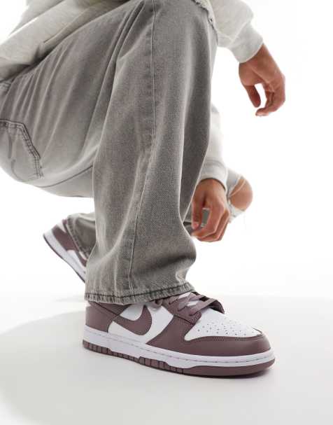 Nike Dunk Low Retro sneakers in taupe and white - view 1