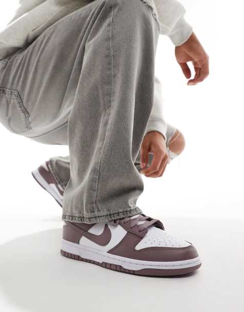 Nike Dunk Low Retro sneakers in taupe and white - view 1