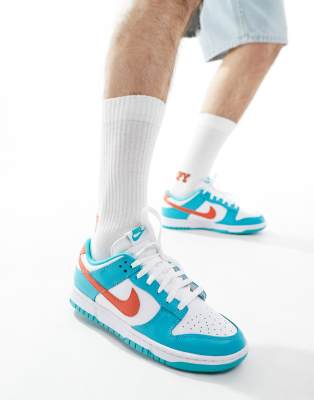 nike dunk blue mid