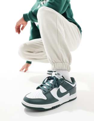 Nike Nike Dunk Low Retro trainers in dark green and white