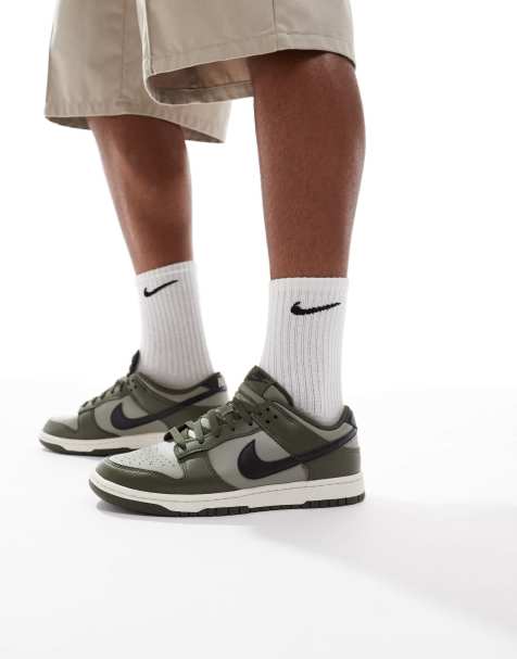 Nike Dunk Low Retro trainers in green - view 1