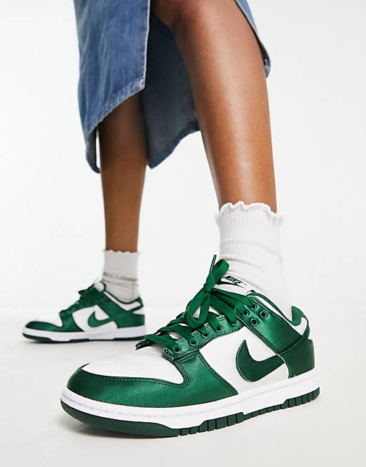 Nike Dunk low satin trainers in white and team green | ASOS