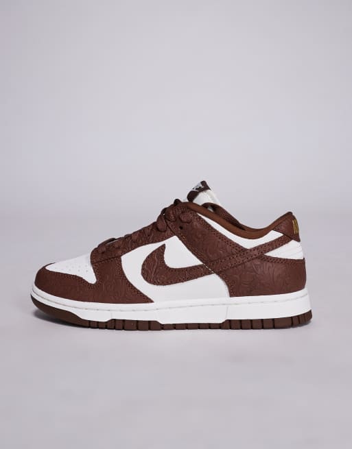 ベイクルーズ⭐︎Nike Dunk Low Brown/White Nike Dunk Low SE sneakers in brown and white | ASOS