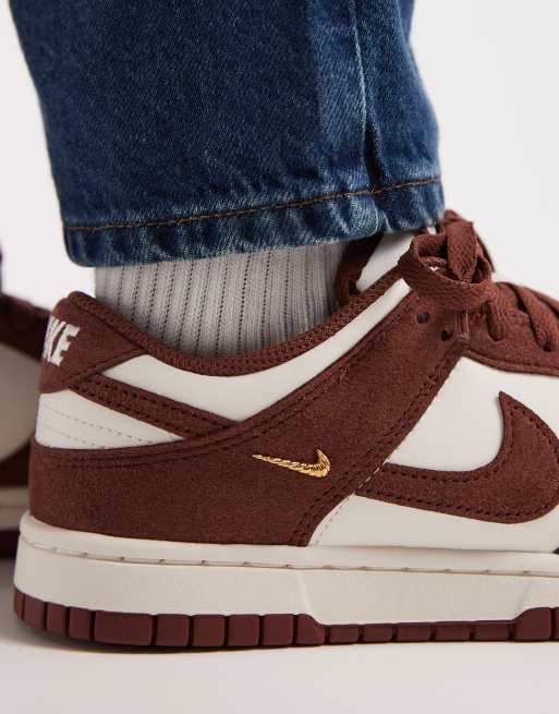 Nike – Dunk Low – Sneaker in Weiß und Dunkelbraun, 4 von 5