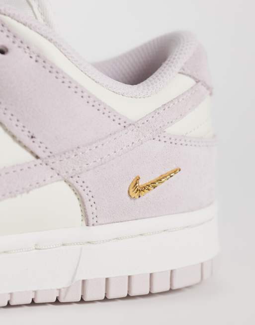 Nike – Dunk Low – Sneaker in Weiß und Rosa, 4 von 5