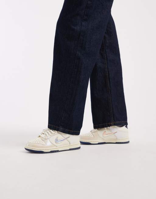 Nike - Dunk Low - Sneakers basse bianco sporco e iridescente, 3 di 5