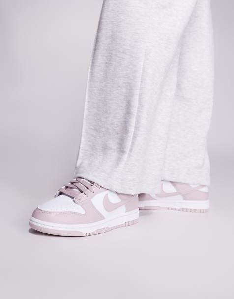 Nike - Dunk Low - Sneakers i hvid og lyserød - view 1