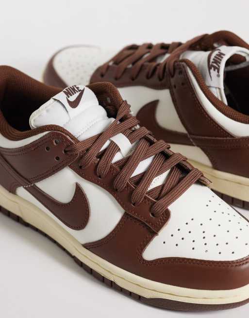 Nike Dunk Low sneakers in brown, 3 of 5