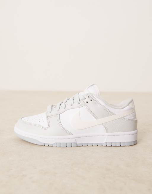Nike Dunk Low sneakers in gray