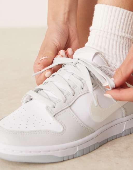 Nike Dunk Low sneakers in gray