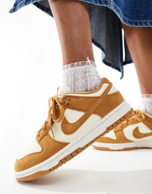Nike Dunk Low sneakers in off white, 3 of 5