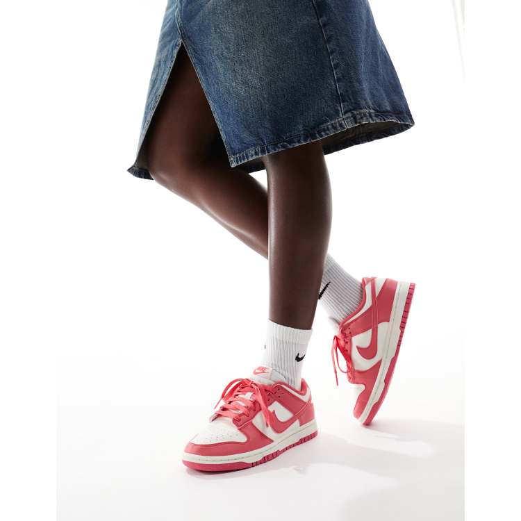 Nike Dunk Low sneakers in pink | ASOS
