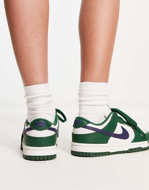 Nike Dunk Low sneakers in white and green | ASOS